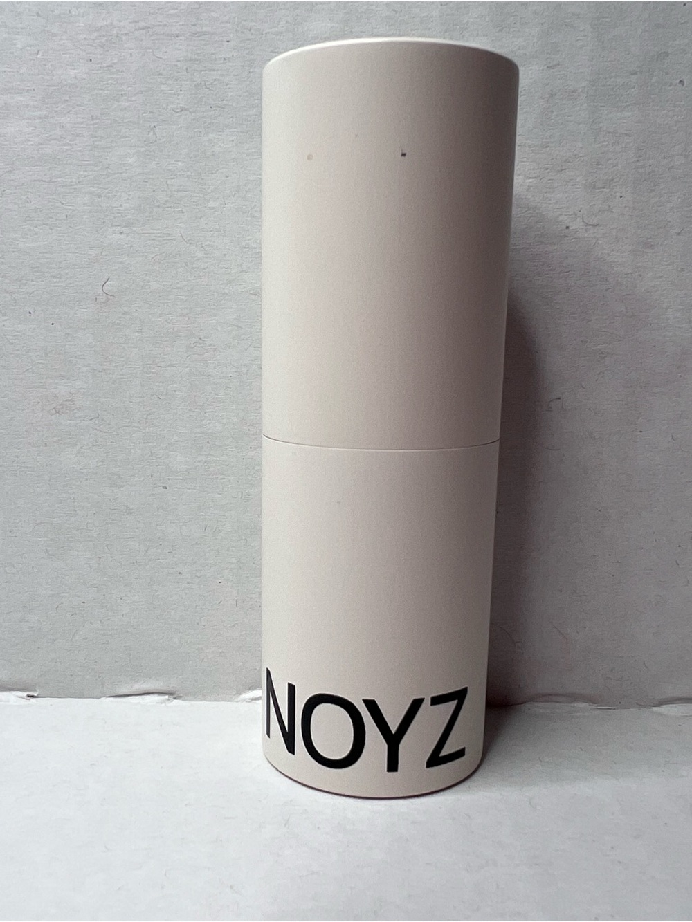 NOYZ SOLID FRAGRANCE 12:00